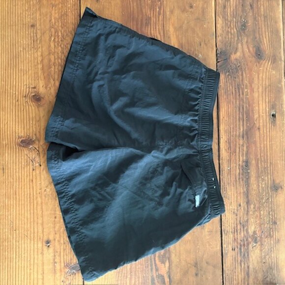 Columbia Shorts - Size Medium - Elastic Waist w/Liner - Picture 2 of 8